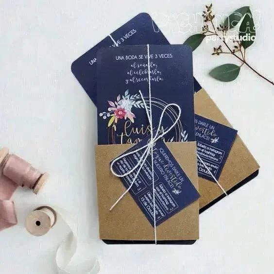 Violetta: Personaliza tu invitación de boda con un toque azul