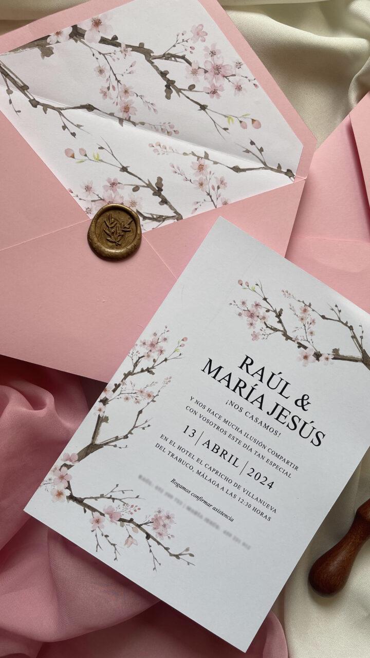 Detalle de invitación Sakura con sello de lacre