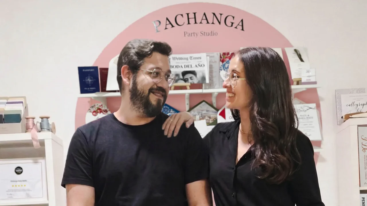 Mabe y Kalo, fundadores de Pachanga Party Studio