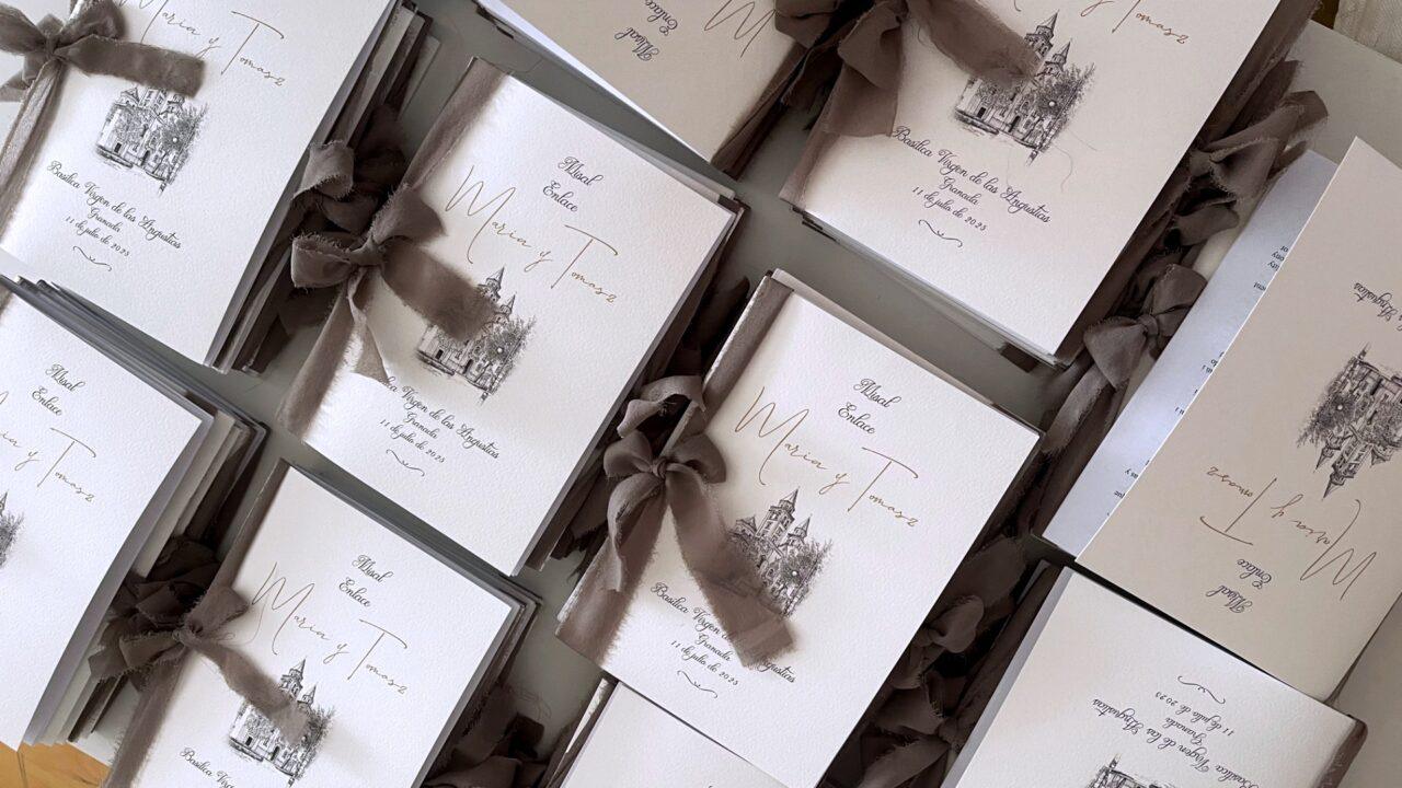 Misales de boda personalizados de Pachanga Party Studio